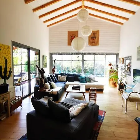 Grande Maison Bois Entre Ocean Et